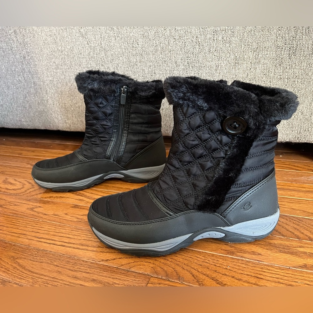 Women's Black Quilted Winter Booties